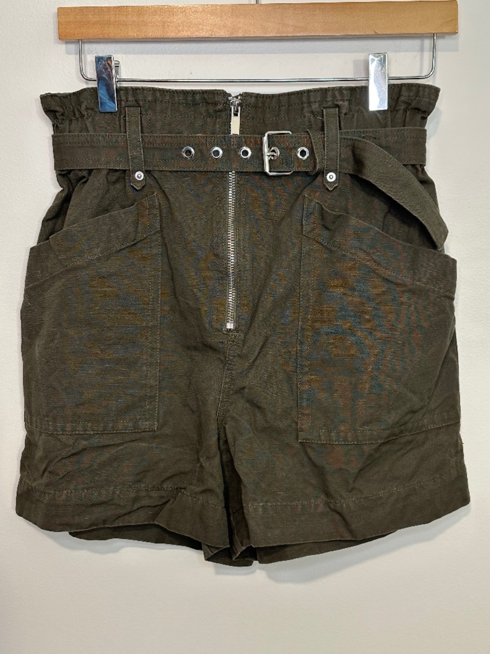 Banana Republic Zipper Belt Shorts Green Women’s Size 2 Olive Green